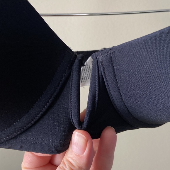 New Calvin Klein 34D 34 D Strapless Plunge Black Bra - Picture 3 of 12